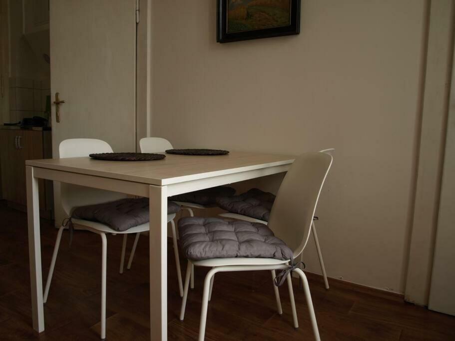 Apartment Americka 25, 2 Vinohrady