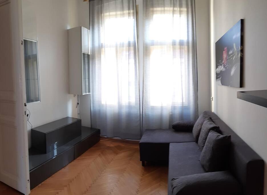 Apartment Americka 25, 2 Vinohrady *