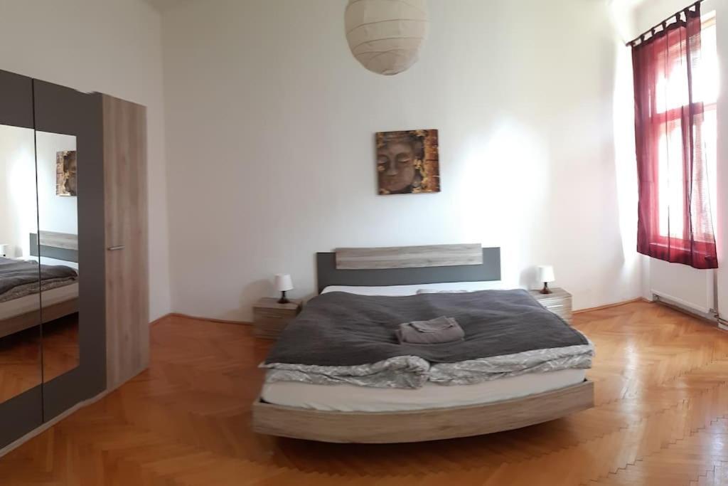 Apartment Americka 25, 2 Vinohrady *