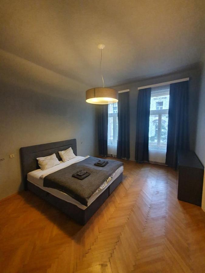 Apartment Americka 25, 2 Vinohrady Prague
