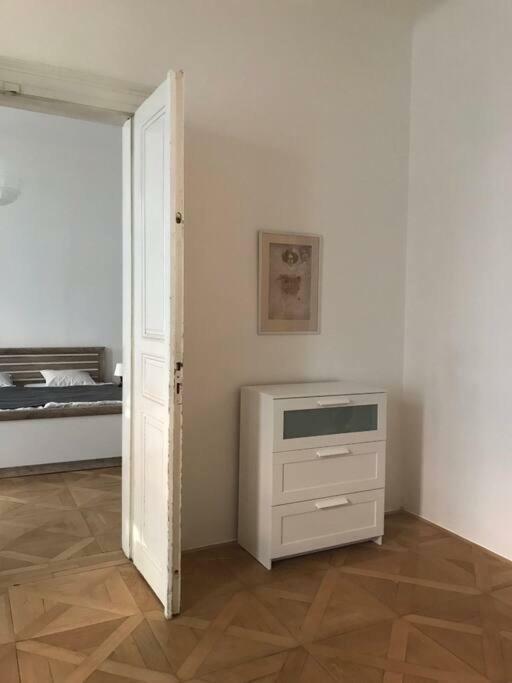 Americka 25, 2 Vinohrady *